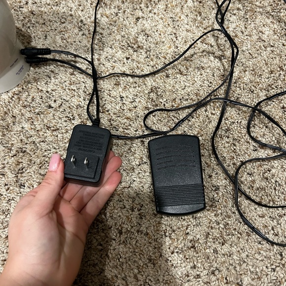 Mini Sewing Machine - Picture 15 of 15